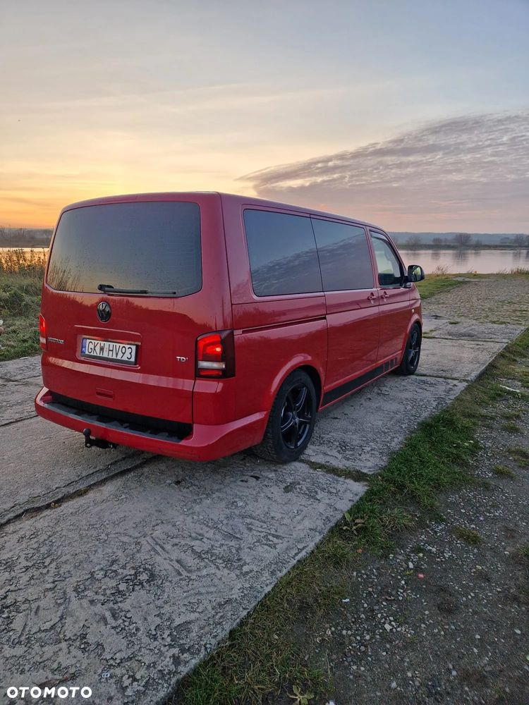 Volkswagen Multivan - 7