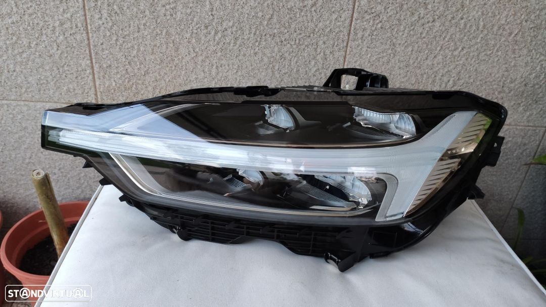farol esquerdo full Led Volvo Xc60 - 1