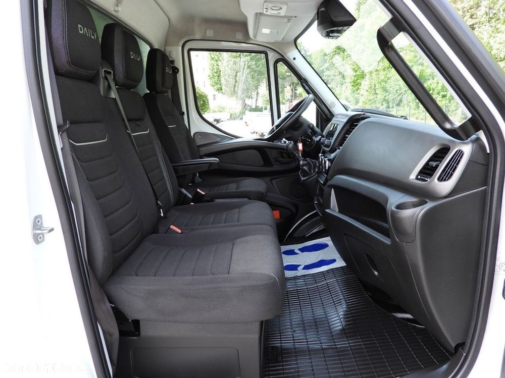 Iveco DAILY 35C16 KONTENER 10 PALET TEMPOMAT BLIŹNIACZE KOŁA KLIMATYZACJA  160KM - 38
