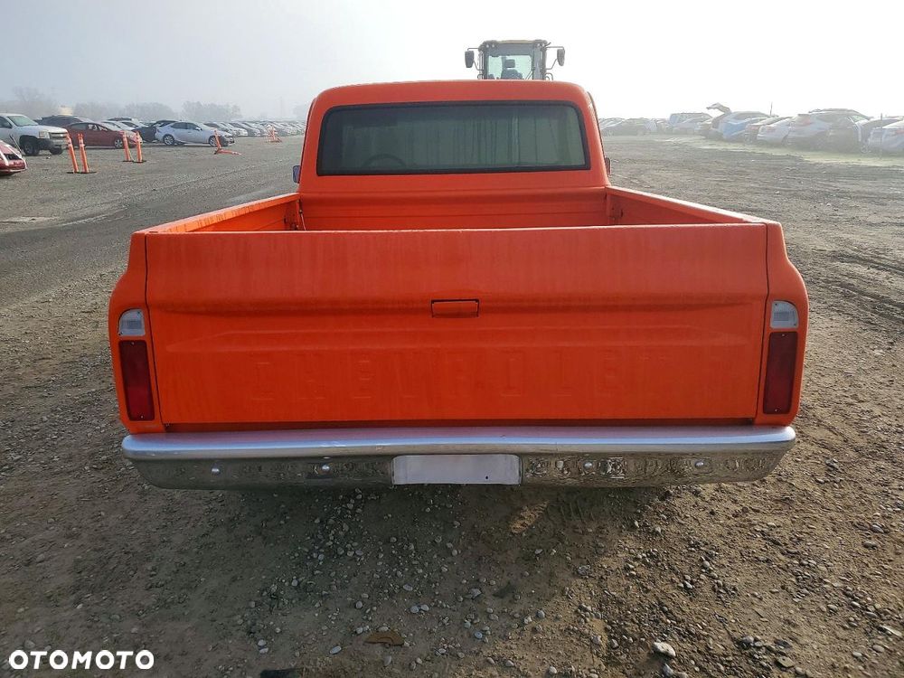 Chevrolet C-10 - 7