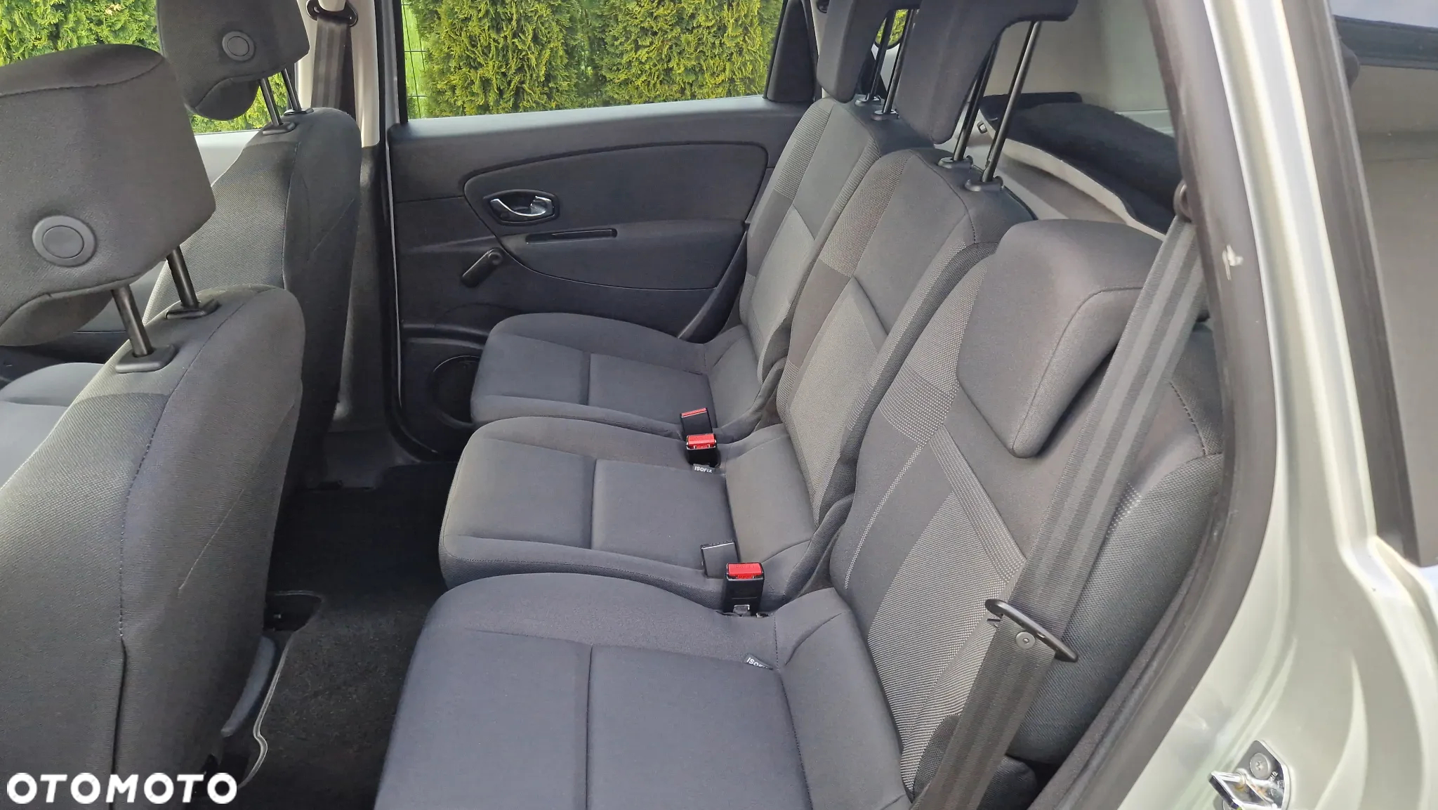 Renault Scenic 1.6 16V 110 TomTom Edition - 13