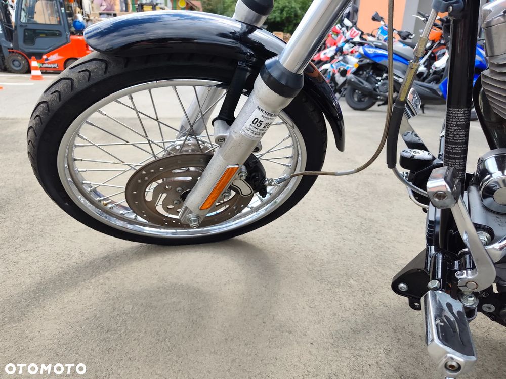 Harley-Davidson Softail Standard - 33