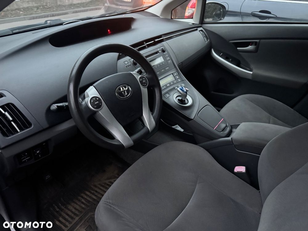 Toyota Prius 1.5 VVT-i Sol - 19