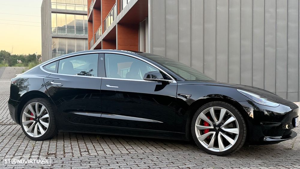Tesla Model 3 Performance Dual Motor AWD - 23