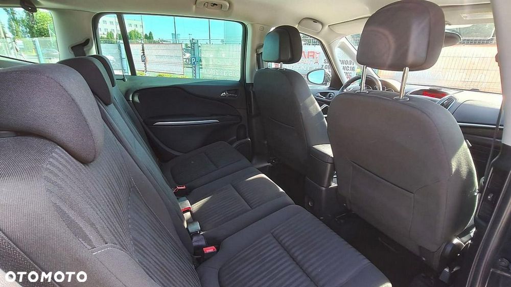 Opel Zafira - 13