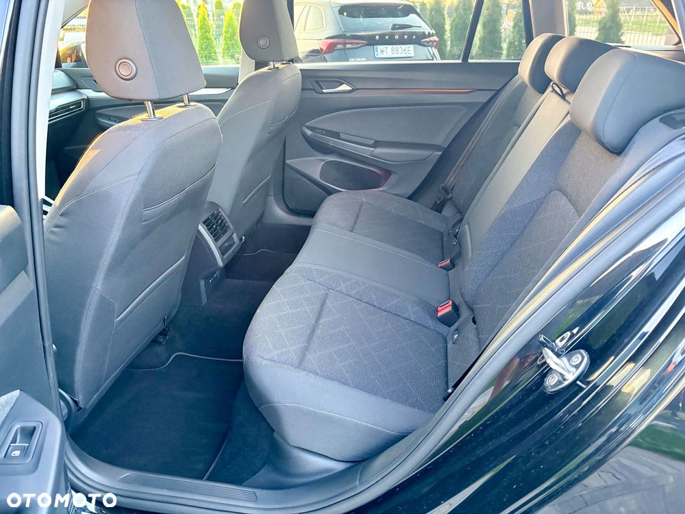 Volkswagen Golf 1.5 eTSI Life DSG - 16