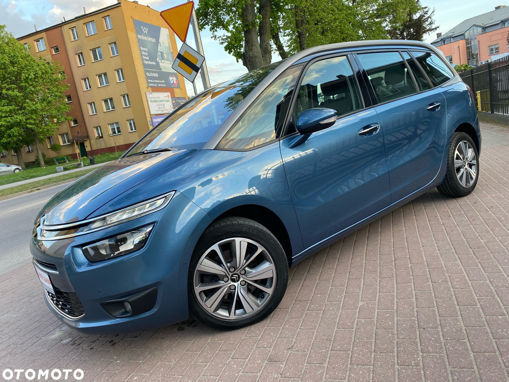 Citroën C4 Grand Picasso 2.0 BlueHDi Exclusive - 4