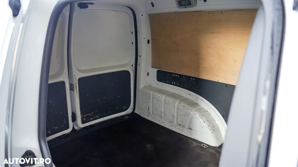 Volkswagen Caddy - 16