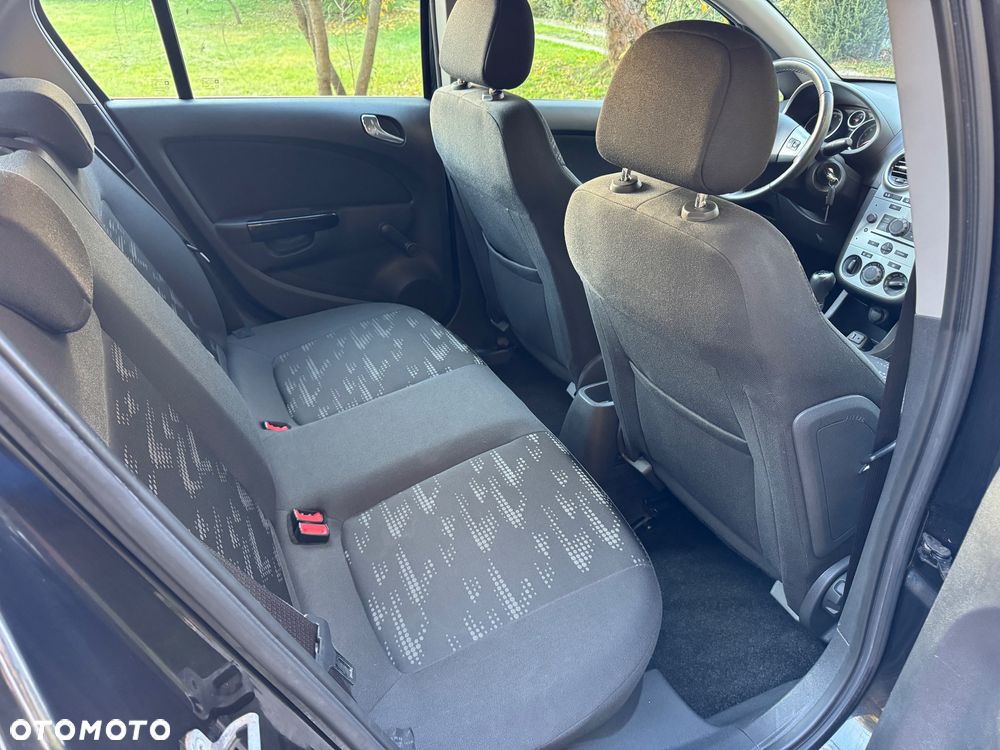 Opel Corsa 1.4 16V Edition - 12