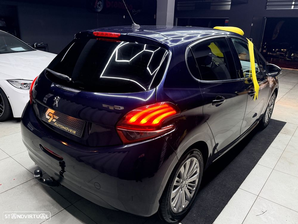 Peugeot 208 1.6 BlueHDi Allure - 3