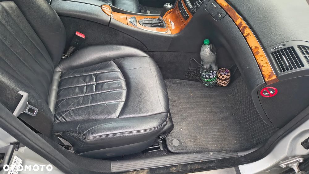 Mercedes-Benz Klasa E - 19