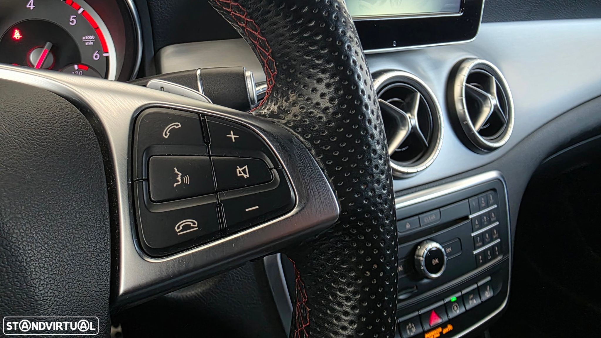 Mercedes-Benz CLA 220 d Shooting Brake AMG Line Aut. - 21