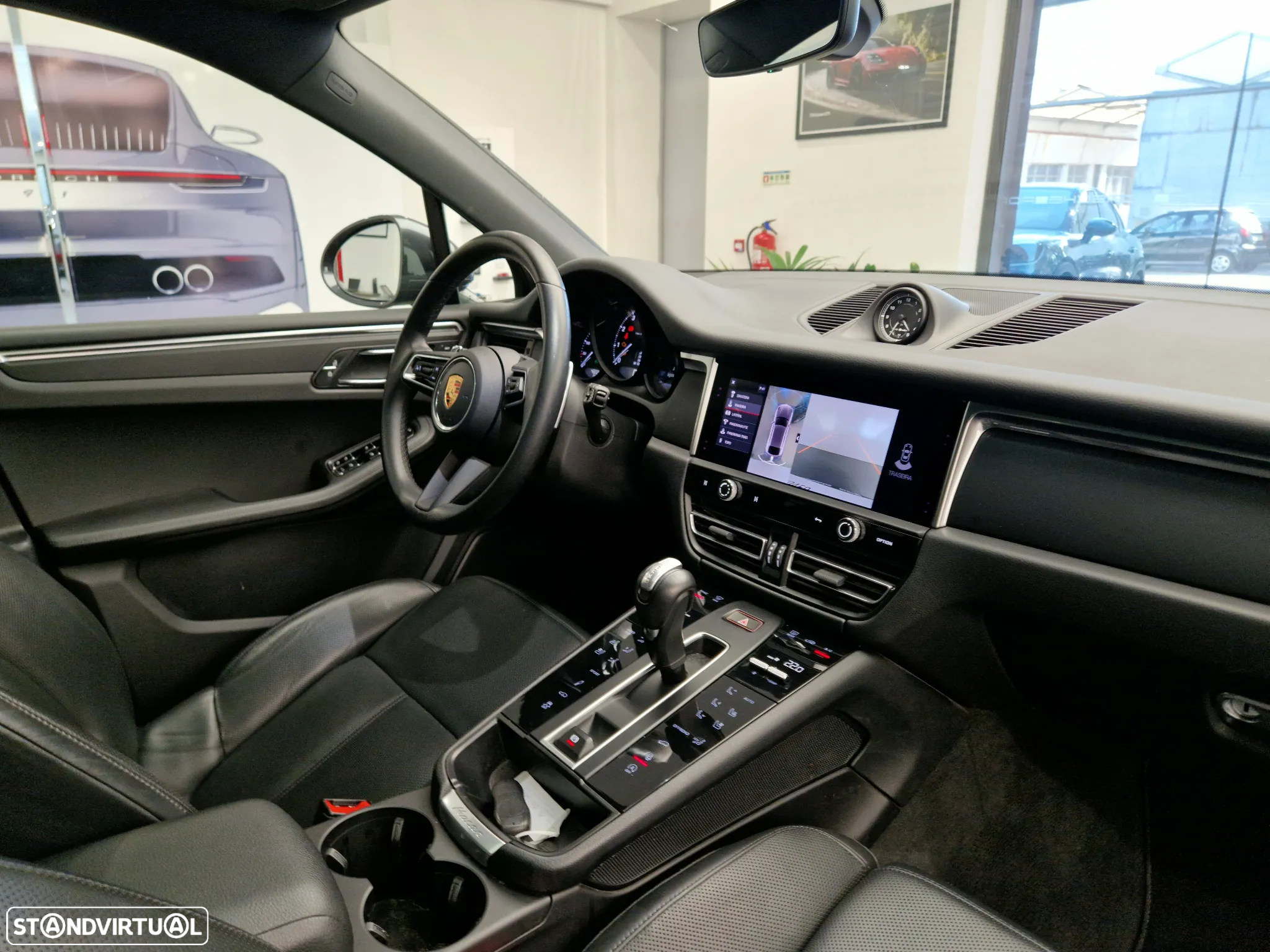 Porsche Macan Standard - 23