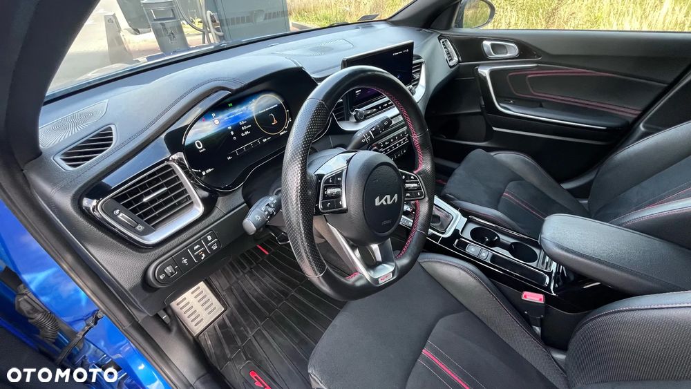 Kia ProCeed 1.6 T-GDI GT DCT - 23