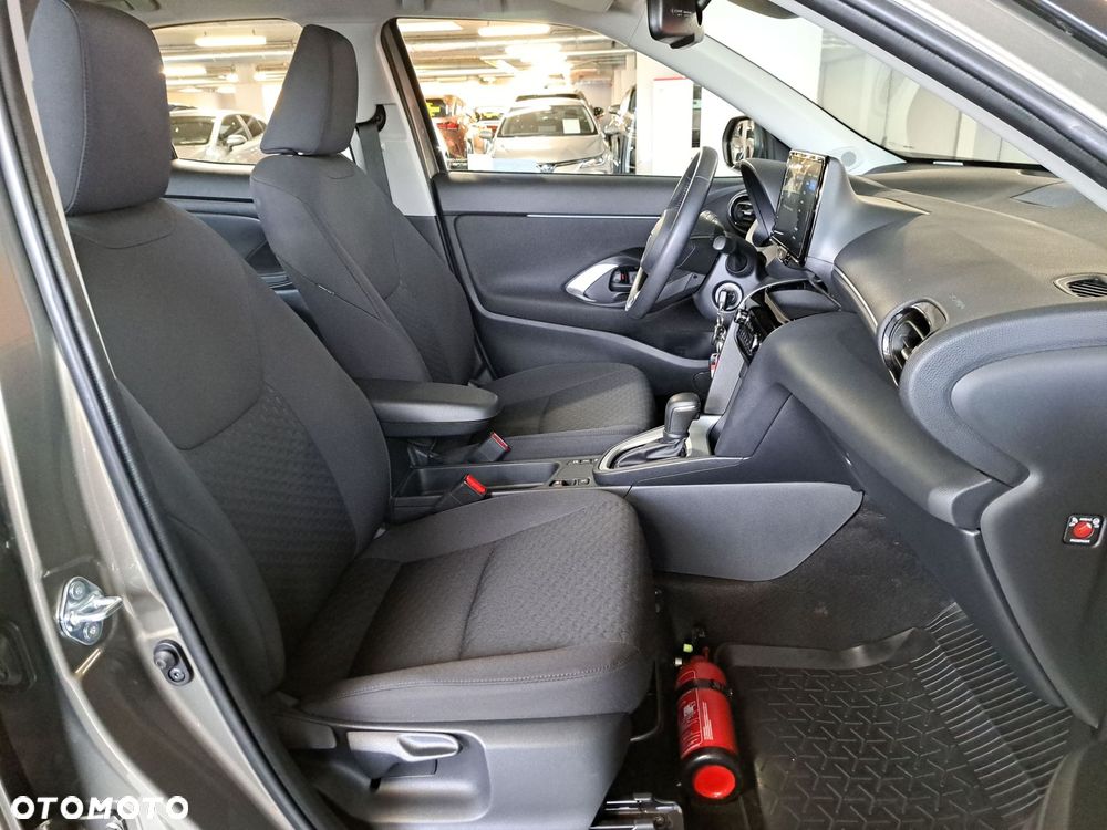 Toyota Yaris Cross Hybrid 1.5 Comfort - 16