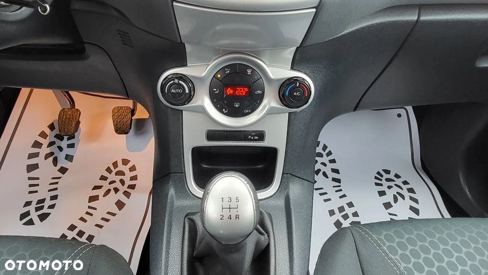 Ford Fiesta 1.4 Platinium X - 22