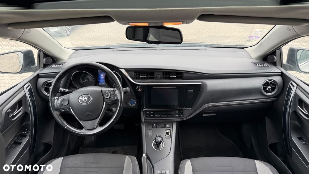Toyota Auris - 9