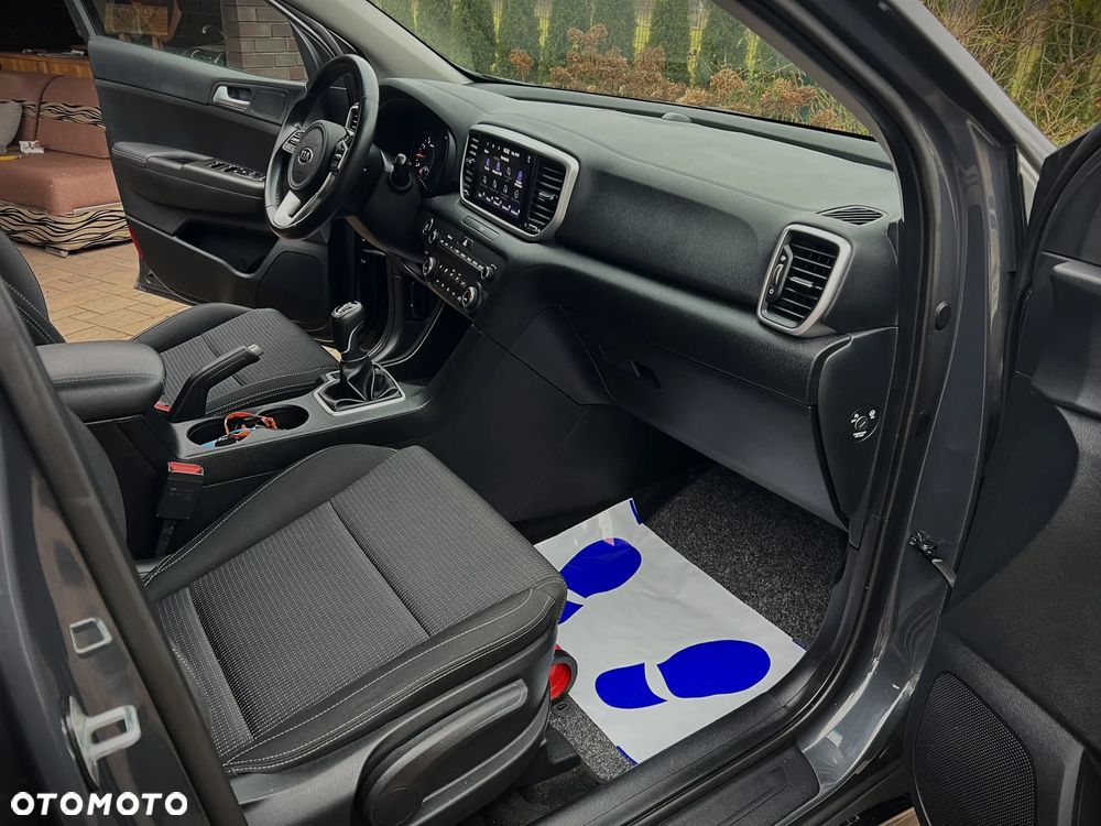 Kia Sportage 1.6 GDI Black Edition 2WD - 26