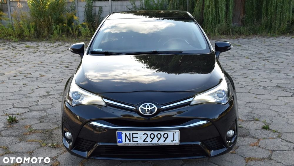 Toyota Avensis 2.0 D-4D Prestige - 4