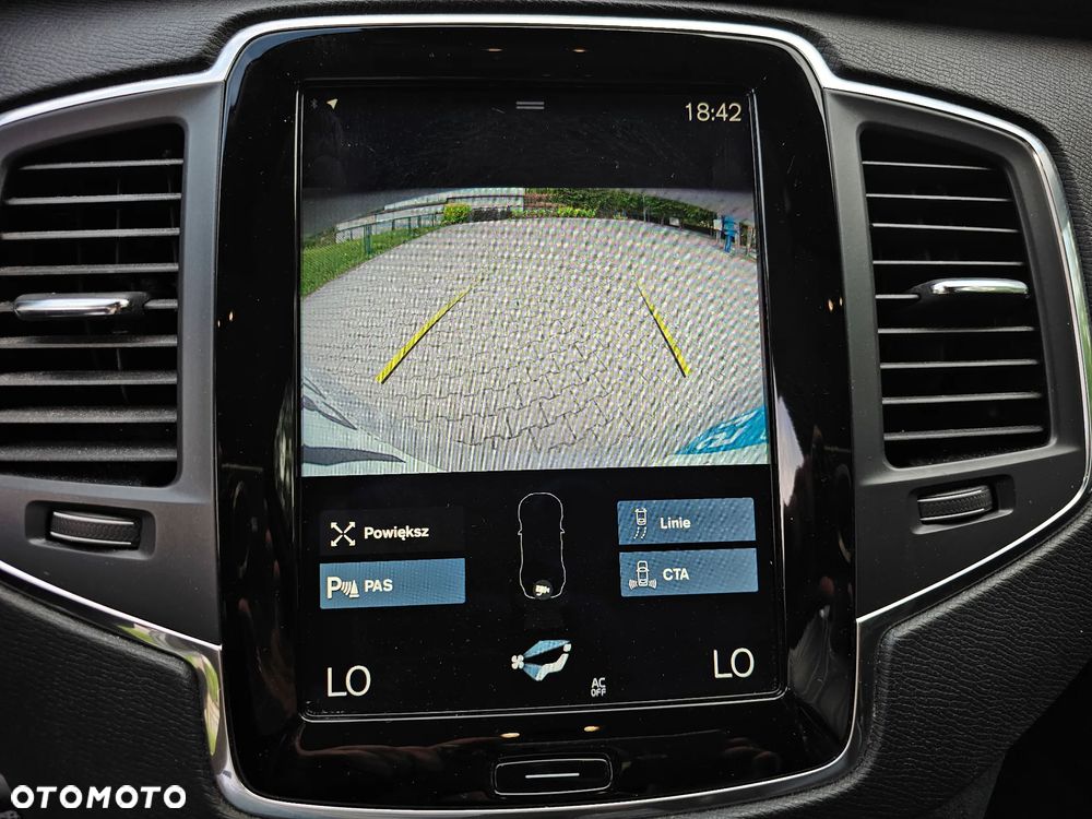 Volvo XC 90 D5 AWD Geartronic Kinetic - 24
