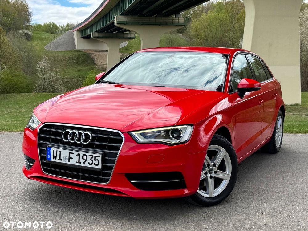 Audi A3 Sportback - 1