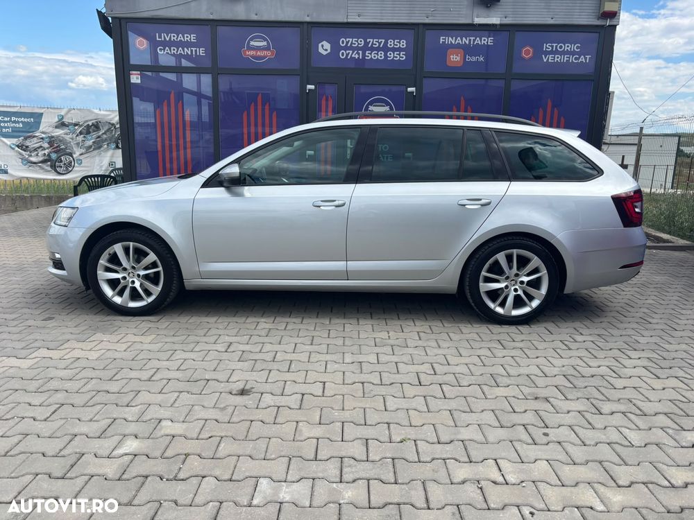 Skoda Octavia 1.6 TDI DSG Ambition - 9