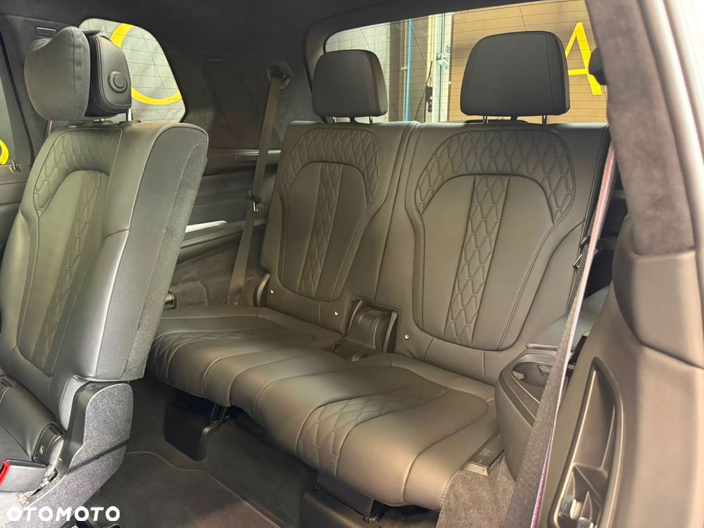 BMW X7 xDrive40d mHEV sport - 23