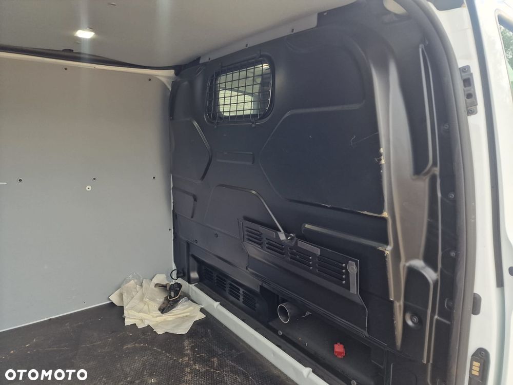 Ford Transit Custom - 15