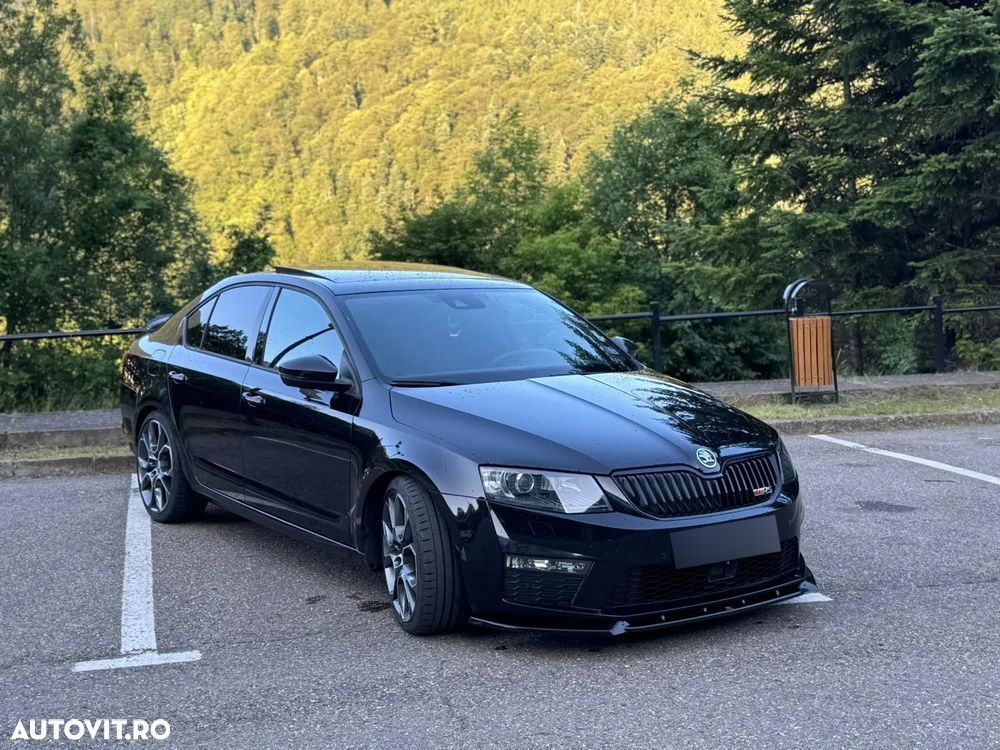 Skoda Octavia 2.0 TSI RS - 1