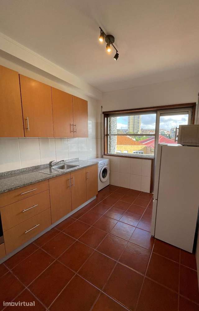 Apartamento T1  – Rua da Fontinha, Porto - Grande imagem: 4/8