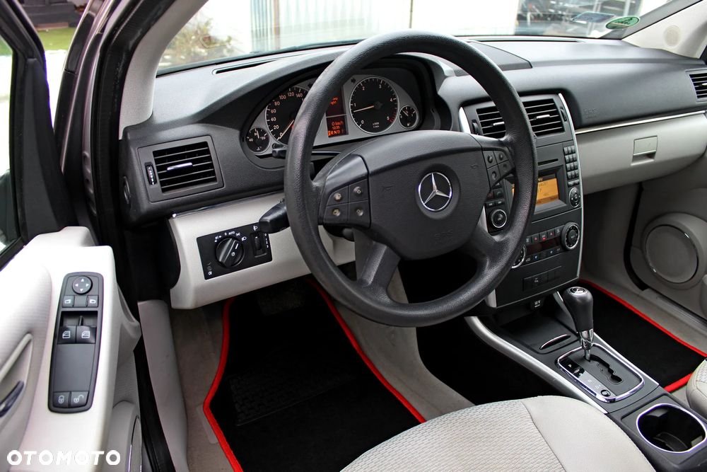 Mercedes-Benz Klasa B 180 CDI Autotronic - 2