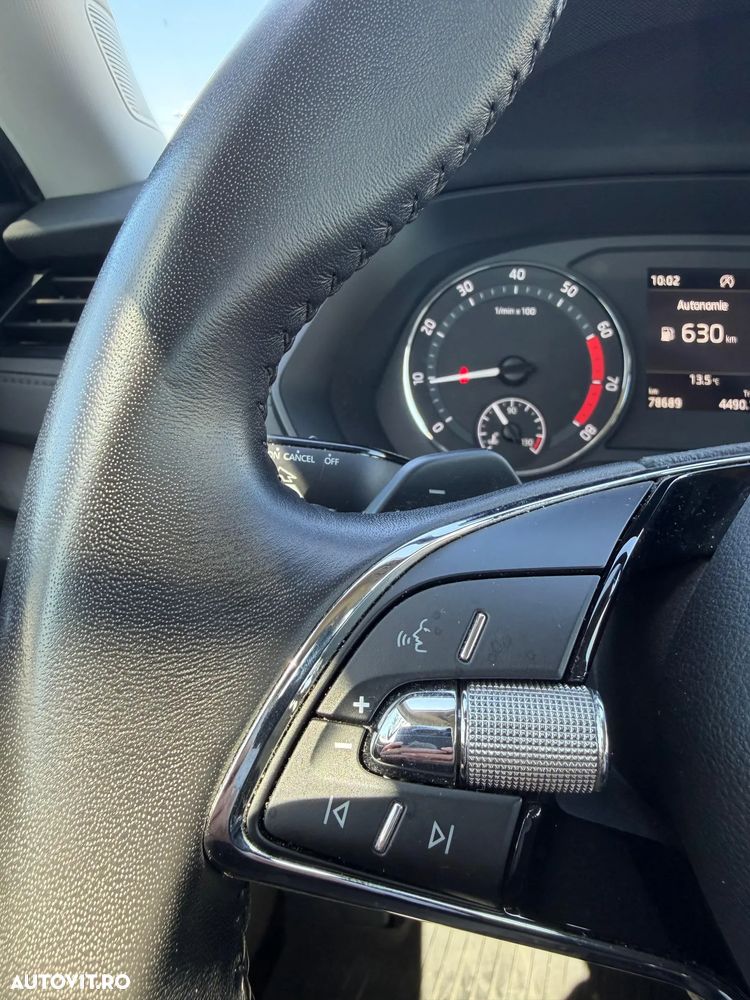 Skoda Octavia 1.0 TSI DSG Mild Hybrid Ambition - 11