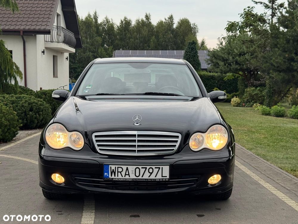 Mercedes-Benz Klasa C 200 T CDI Classic - 29