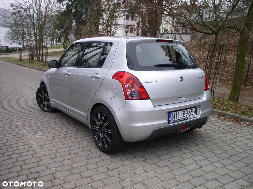 Suzuki Swift 1.5 Comfort - 34