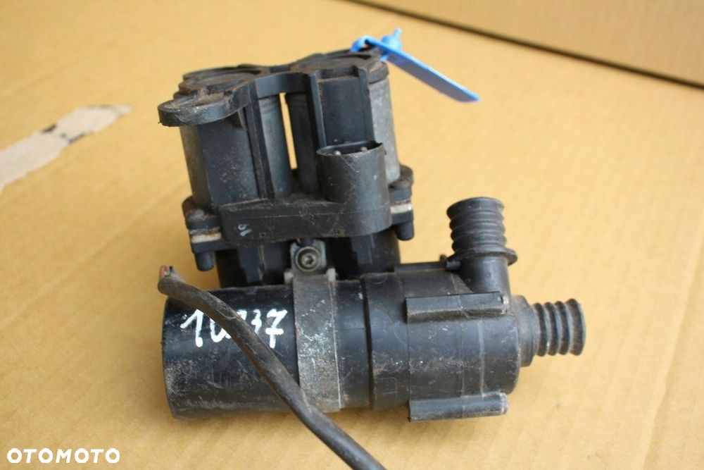 Elektrozawór z pompą wody BMW 5 e34 7 e32 oryginalny (4472) - 2