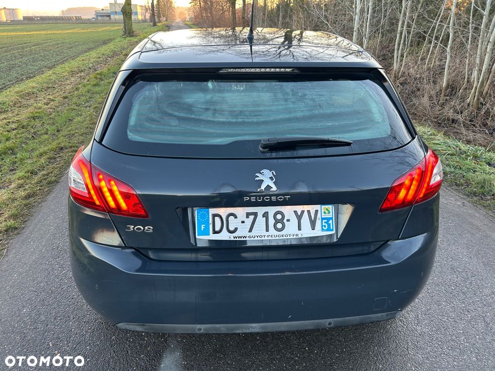 Peugeot 308 - 19