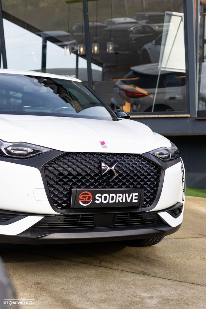 DS DS3 Crossback PureTech 155 Aut. PERFORMANCE LINE - 32