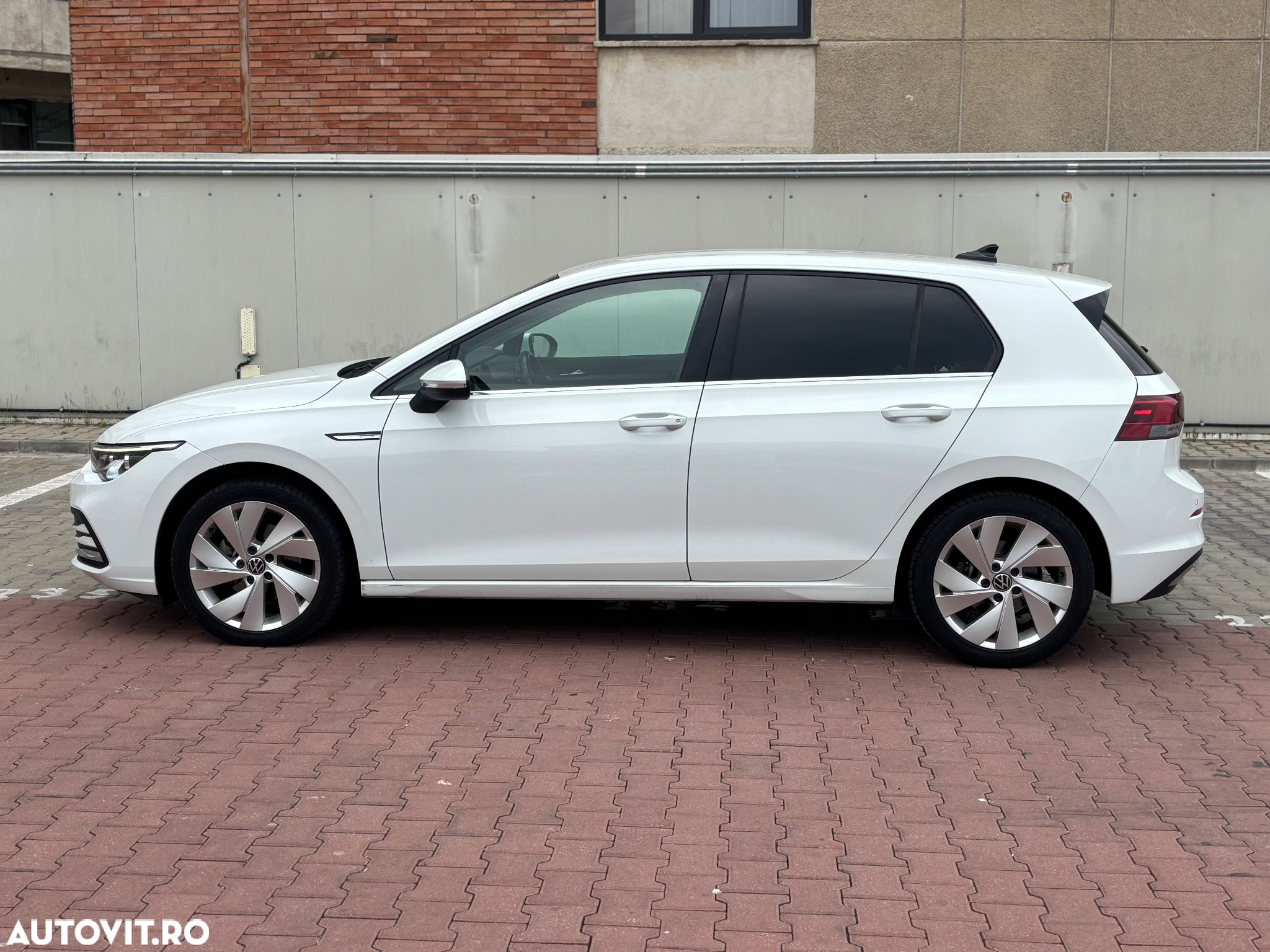 Volkswagen Golf 2.0 TDI DSG Style - 19