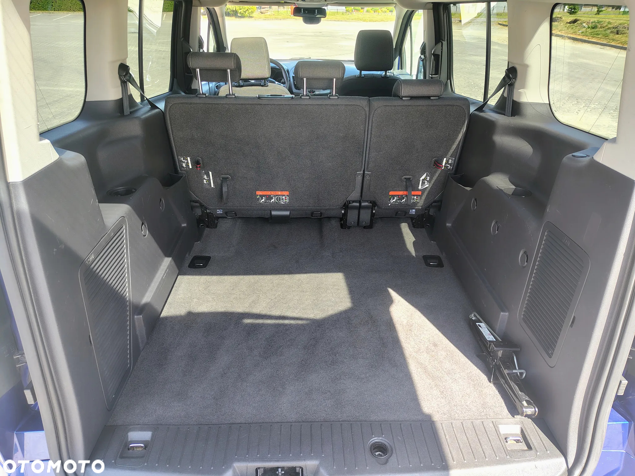 Ford Tourneo Connect Grand - 20