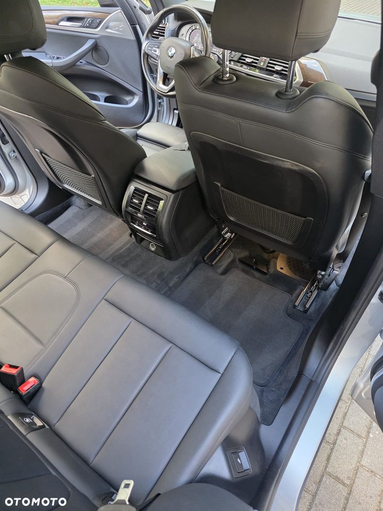BMW X3 - 8