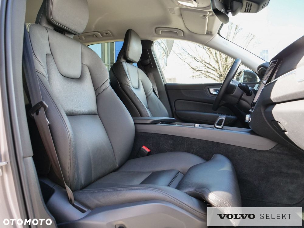 Volvo XC 60 - 29