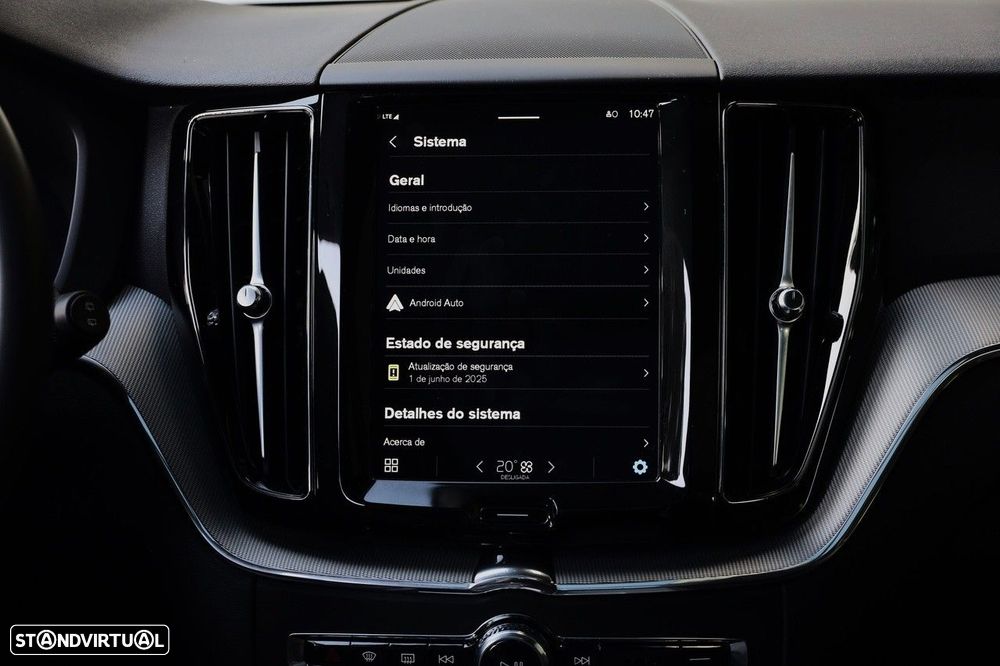 Volvo XC 60 2.0 T6 PHEV Black Edition AWD - 29