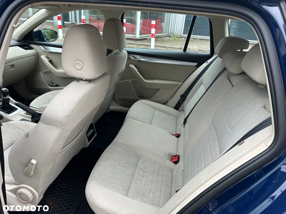 Skoda Octavia 1.6 TDI Style - 26