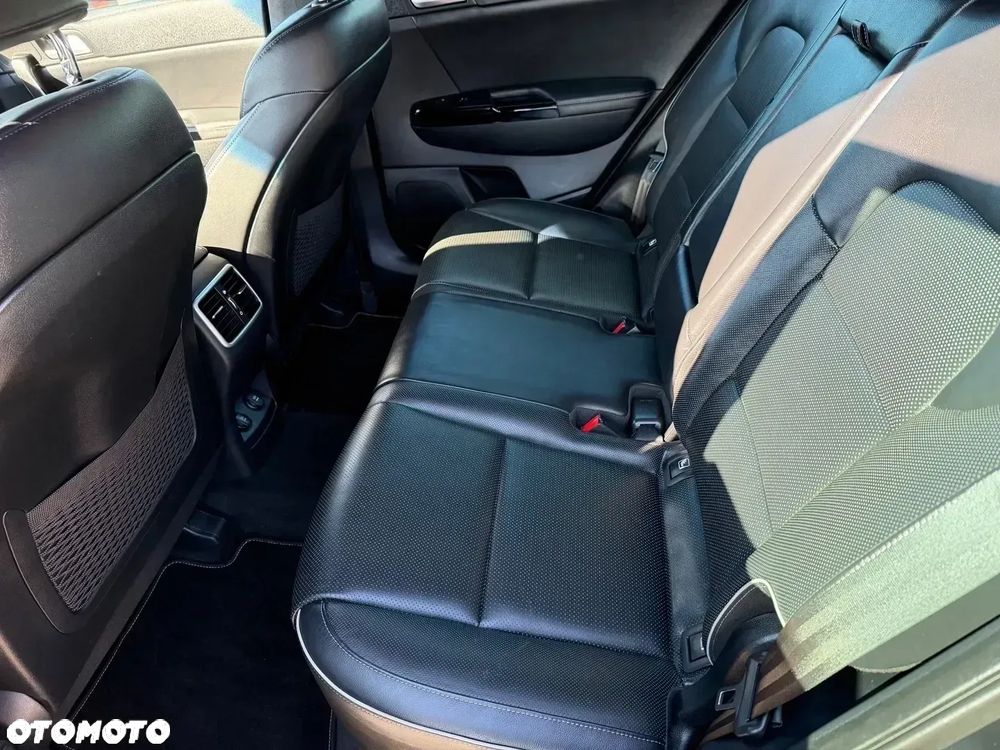 Kia Sportage 2,0 CRDI AWD GT Line - 29