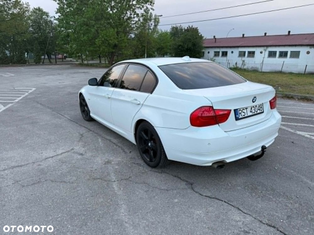 BMW Seria 3 318d - 2