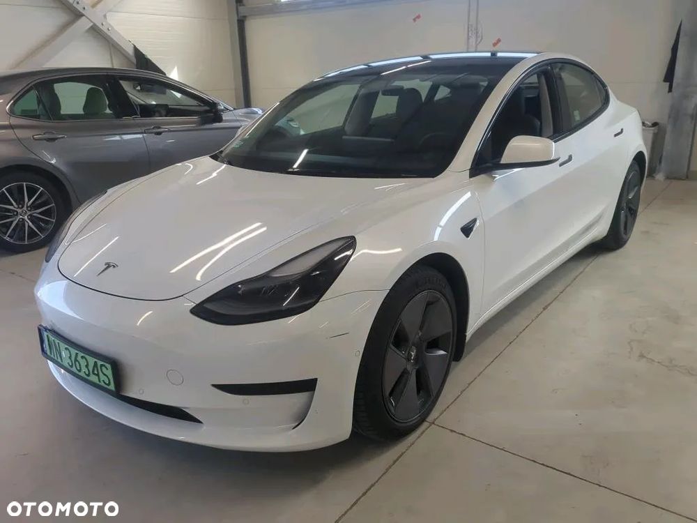 Tesla Model 3 RWD - 2
