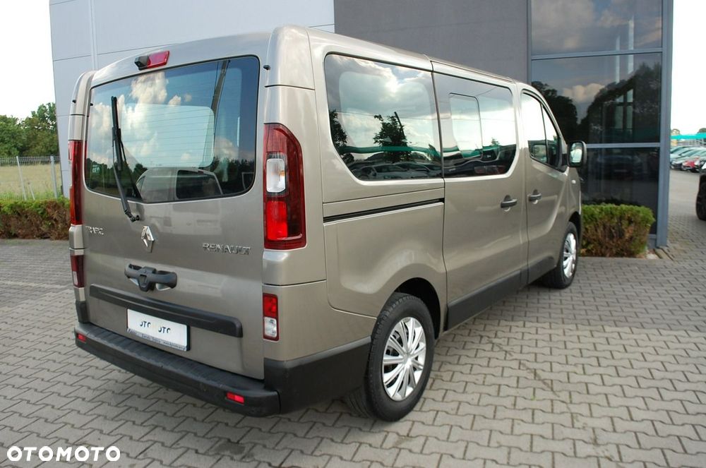 Renault Trafic - 14