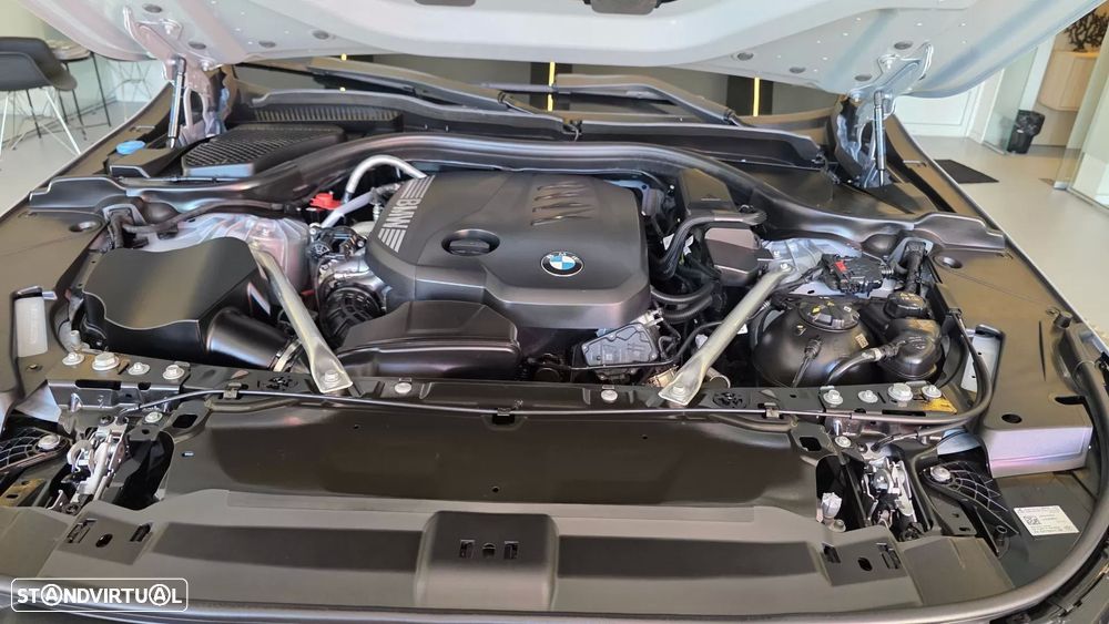 BMW 520 d Pack Desportivo M - 25