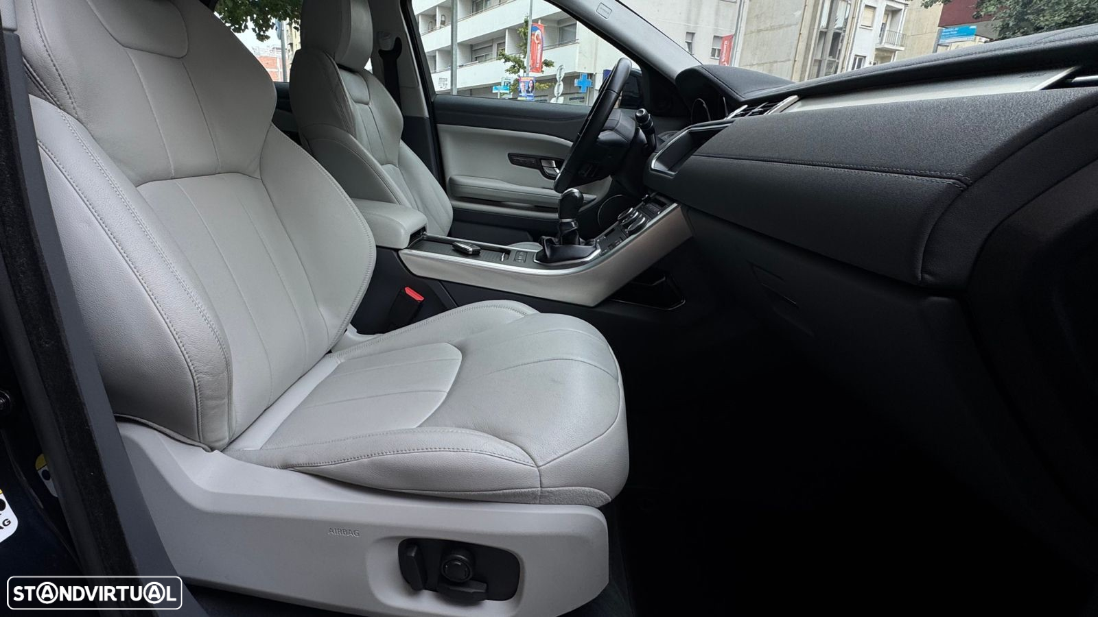 Land Rover Range Rover Evoque 2.0 D150 - 10