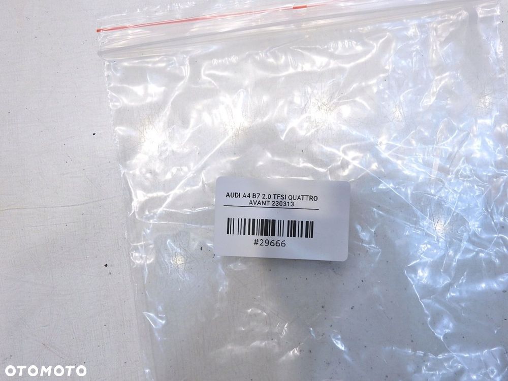 WZMACNIACZ ANTENY AUDI A4 B7 8E0035456C - 3